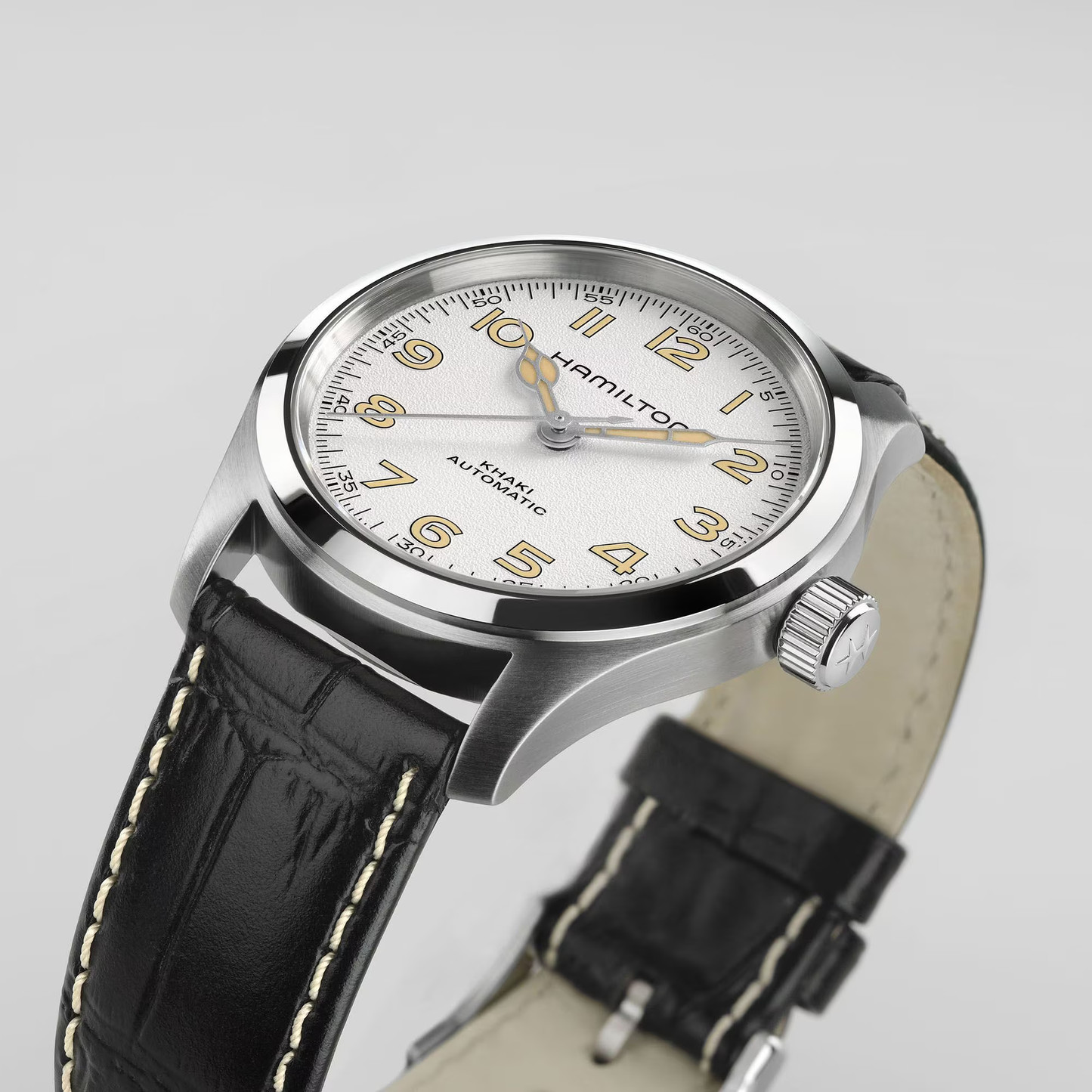 Montre Hamilton Khaki Field Murph 38 mm avec cadran blanc