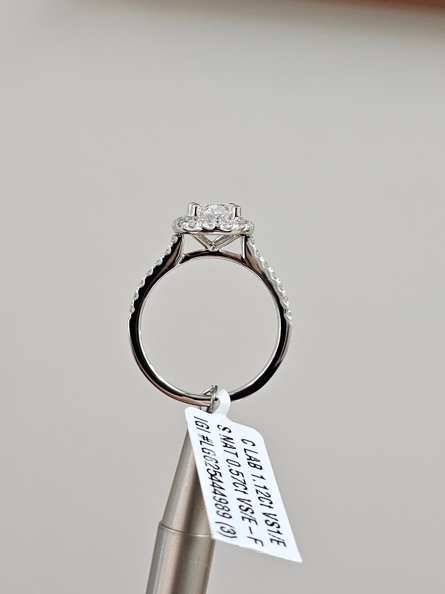Diamond Ring (1.12 Ct VS1/E) White Gold