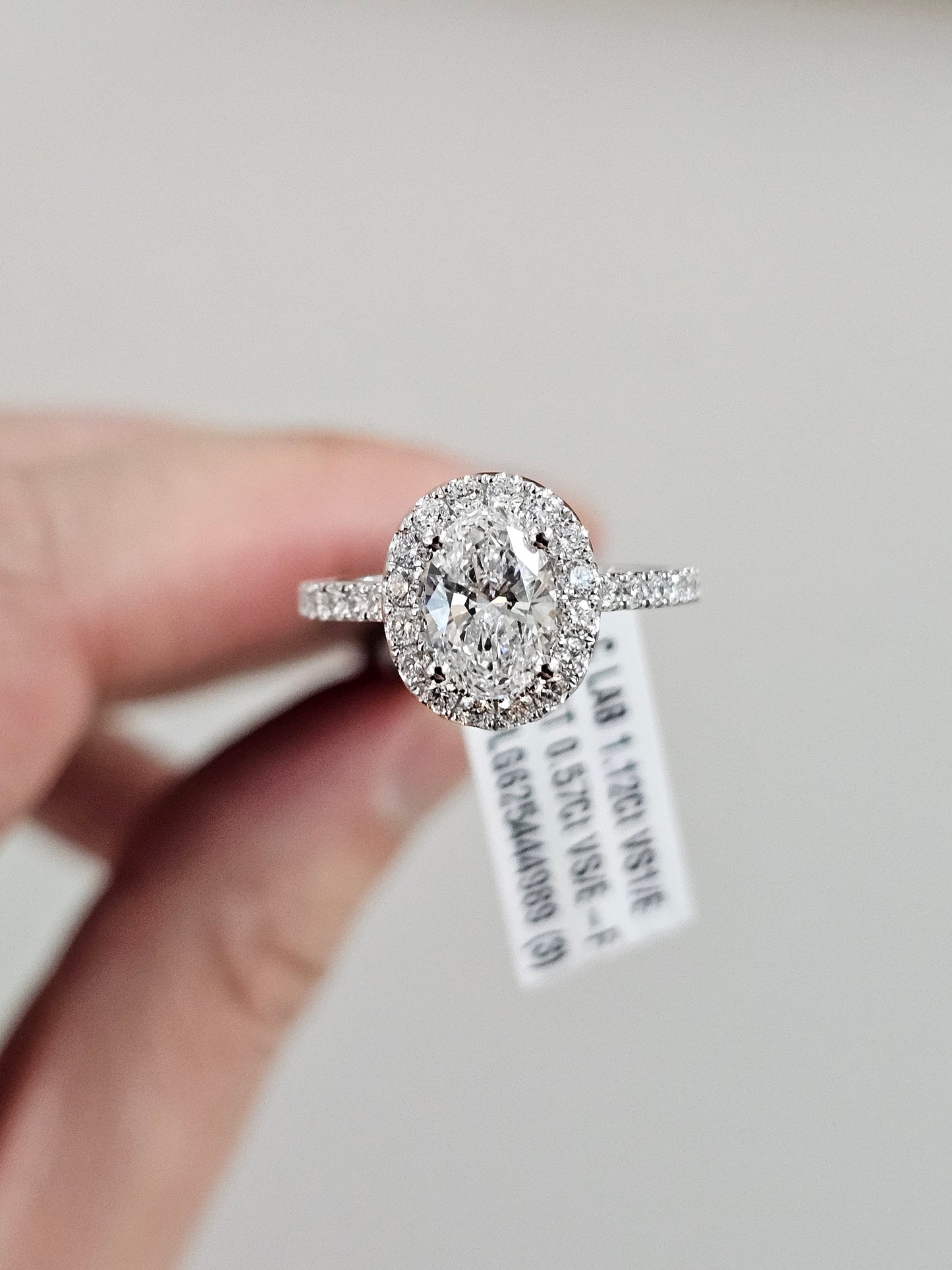 Diamond Ring (1.12 Ct VS1/E) White Gold
