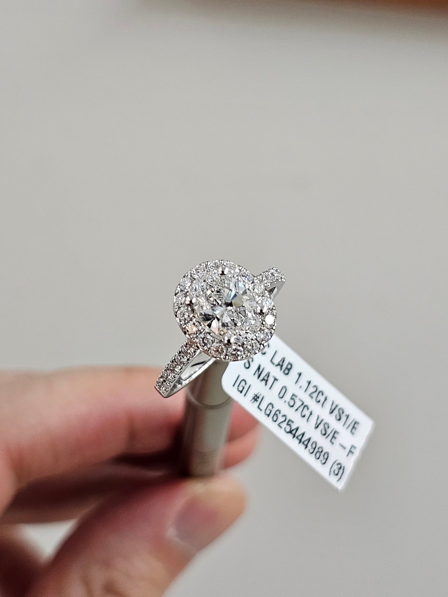 Diamond Ring (1.12 Ct VS1/E) White Gold