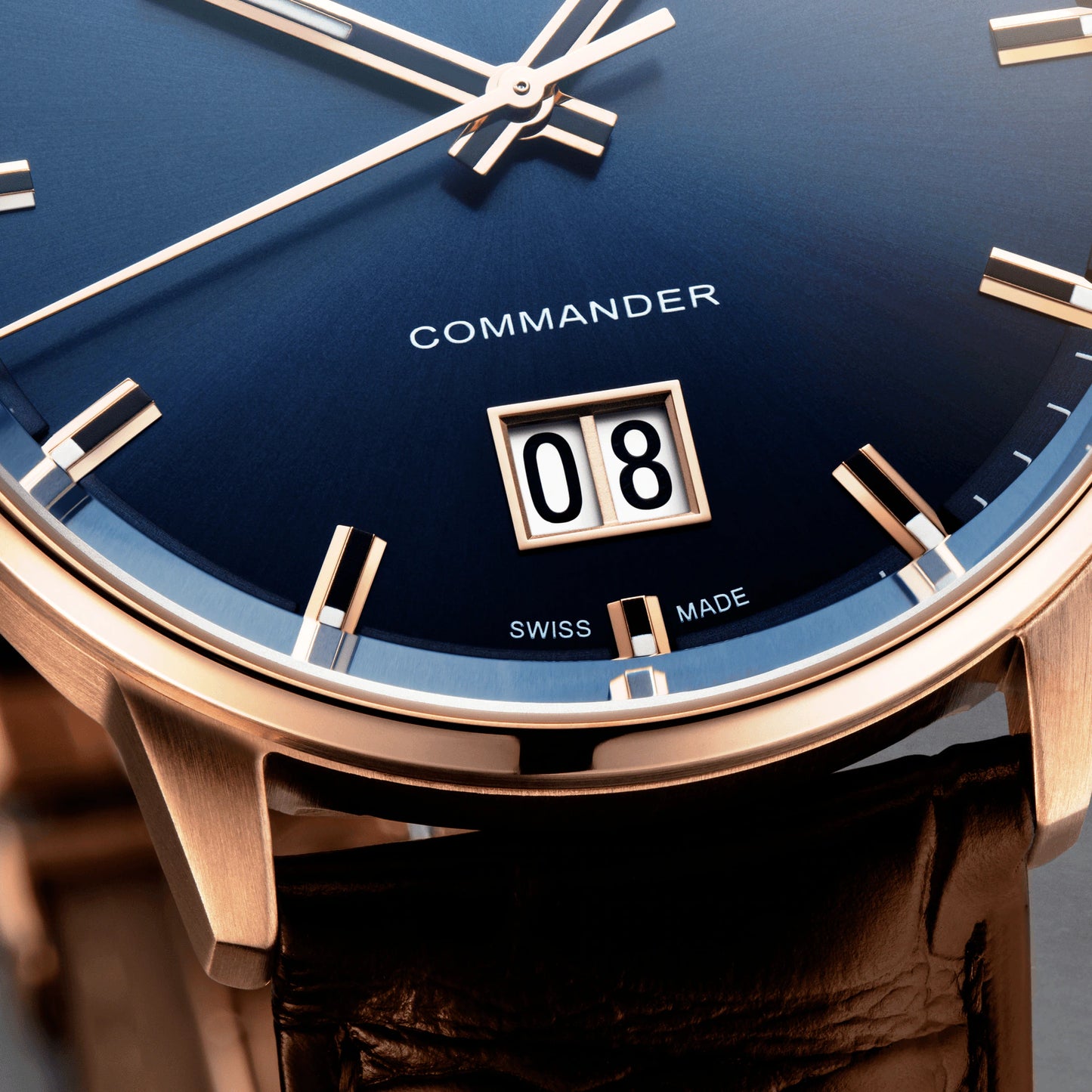 Mido Commander Big Date (Bleu, Or Rose, Bracelet Cuir)