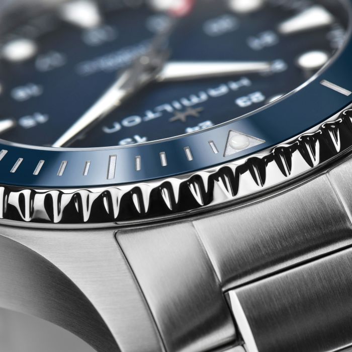 Montre Hamilton Khaki Navy Scuba automatique 43 mm