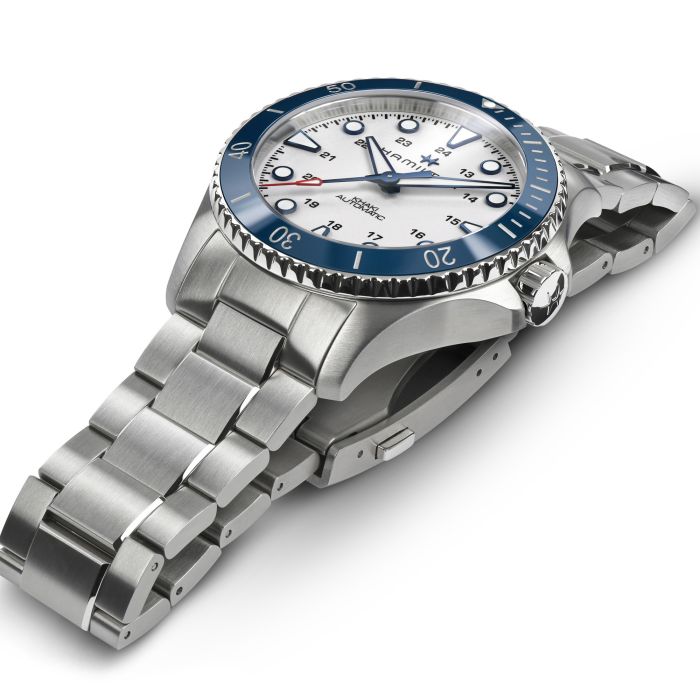 Montre Hamilton Khaki Navy Scuba automatique 43 mm