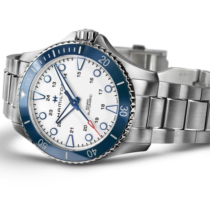 Montre Hamilton Khaki Navy Scuba automatique 43 mm