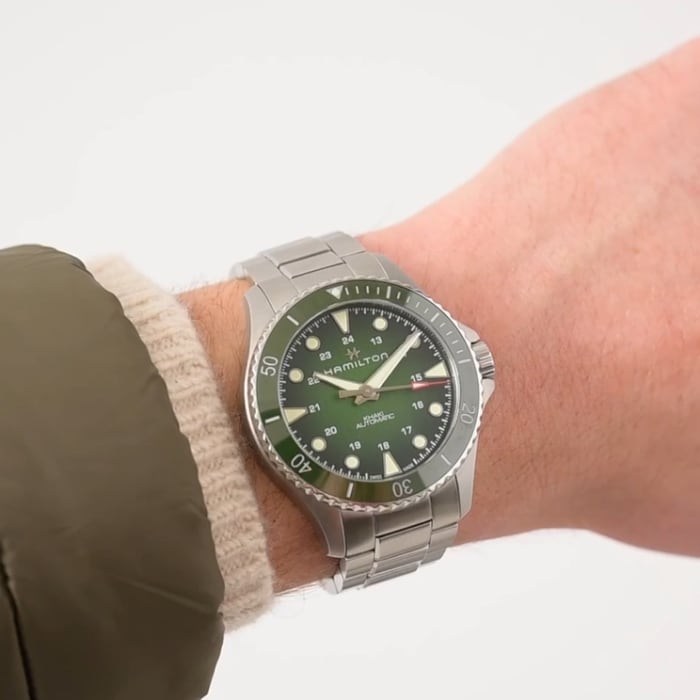 Montre Hamilton Khaki Navy Scuba automatique 43 mm