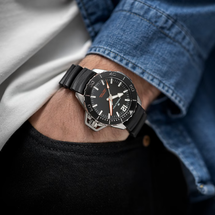 Hamilton Khaki Navy Frogman Auto 46mm on Rubber Strap 30% OFF !