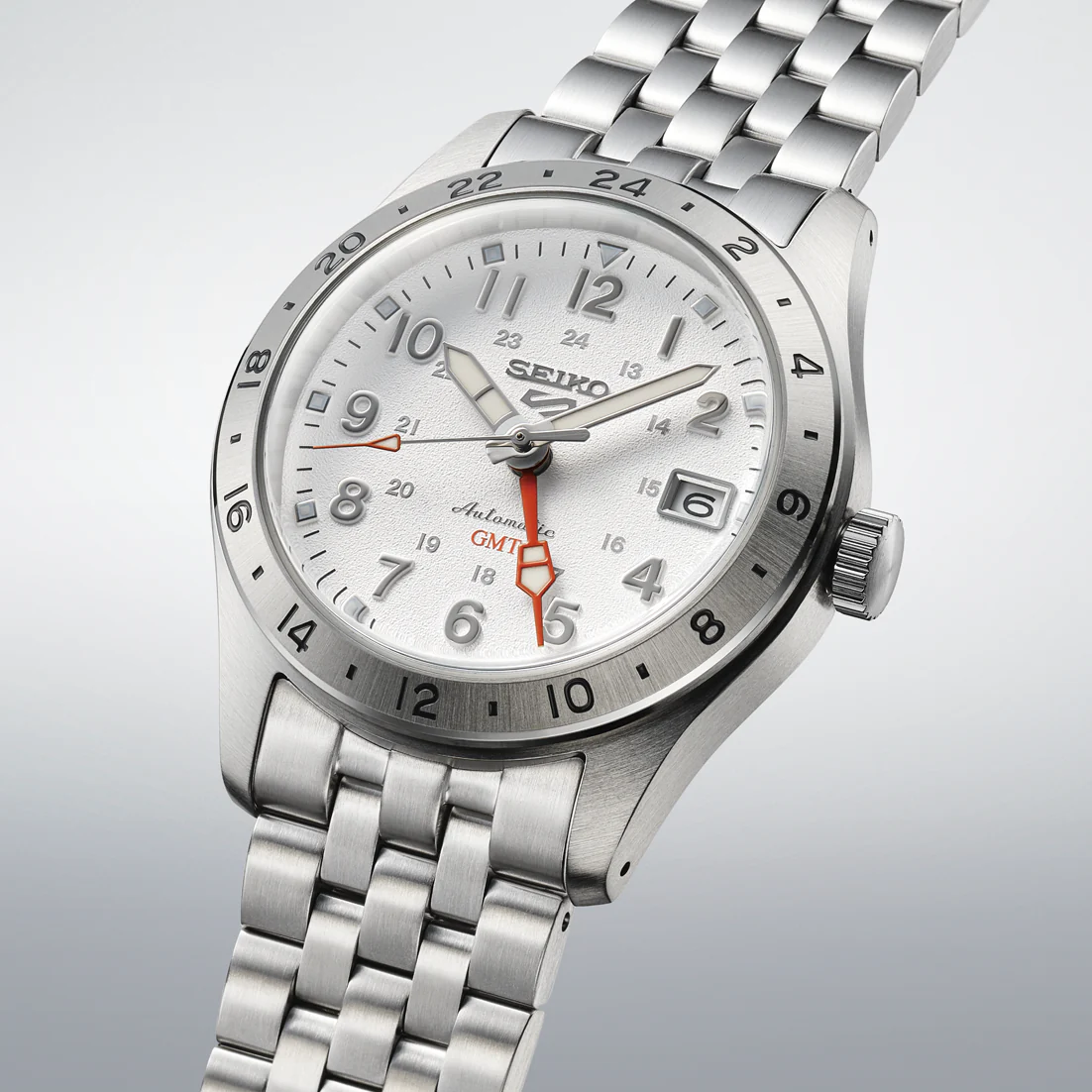 Seiko 5 Sports GMT 39mm SSK059